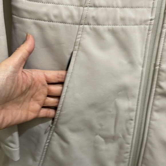 Misty Mountain gray jacket (sz l) - Picture 9 of 15